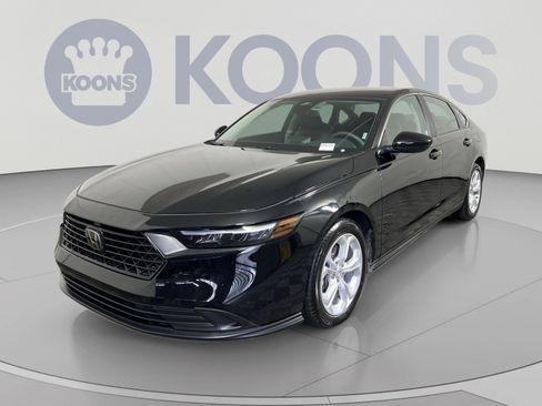 Used 2025 Honda Accord LX image 1