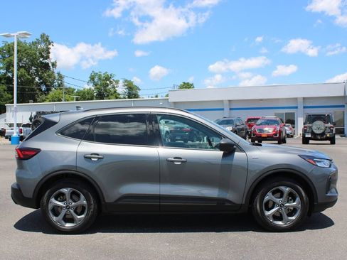 Used 2025 Ford Escape ST-Line FWD image 11