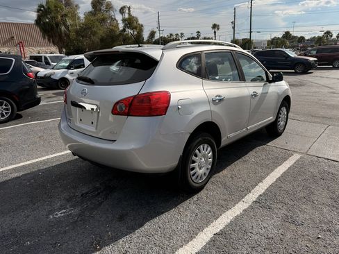 Used 2015 Nissan Rogue S w/ Convenience Package AWD/4WD image 5