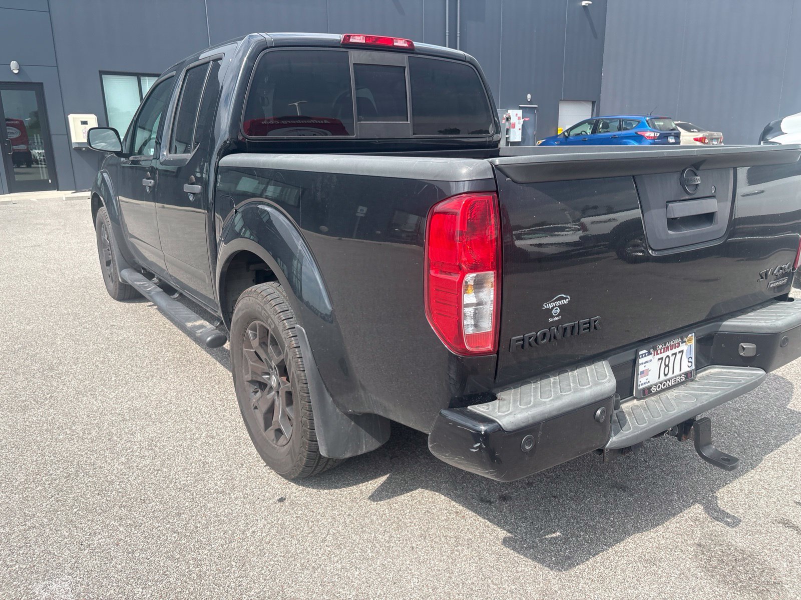 Used 2020 Nissan Frontier SV w/ Midnight Edition Floor Mats AWD/4WD image 4