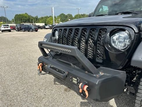 Used 2020 Jeep Gladiator Sport w/ Quick Order Package 24S AWD/4WD image 48