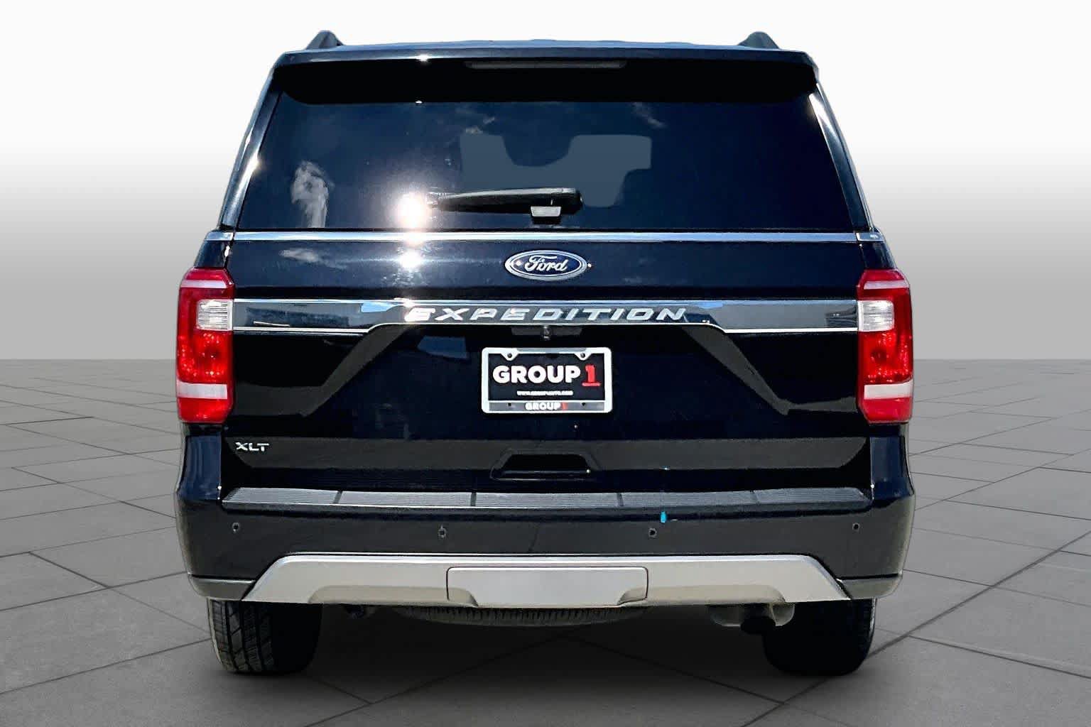Used 2021 Ford Expedition XLT RWD image 5