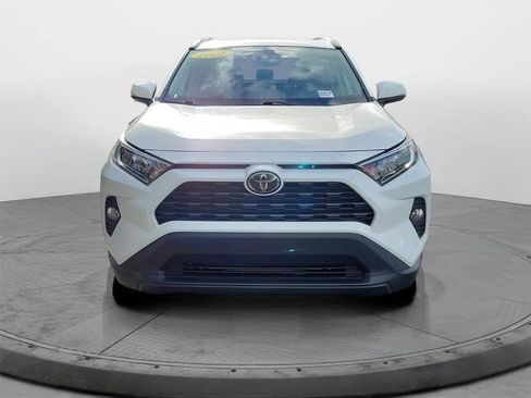 Used 2021 Toyota RAV4 XLE image 2
