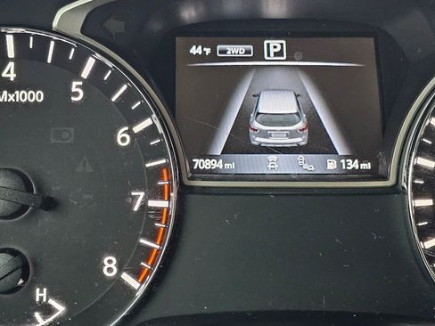 Used 2018 Nissan Pathfinder SL w/ Midnight Edition Package AWD/4WD image 21