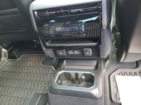 New 2026 Jeep Grand Wagoneer Limited AWD/4WD image 19