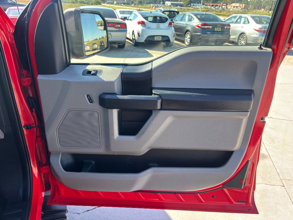 Used 2015 Ford F150 XL w/ Equipment Group 101A Mid AWD/4WD image 21