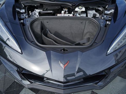 Used 2024 Chevrolet Corvette Stingray Preferred Cpe w/ Z51 Performance Package RWD image 76