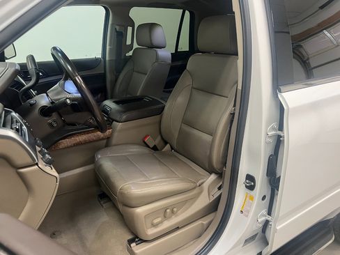 Used 2019 Chevrolet Tahoe Premier w/ Max Trailering Package image 26