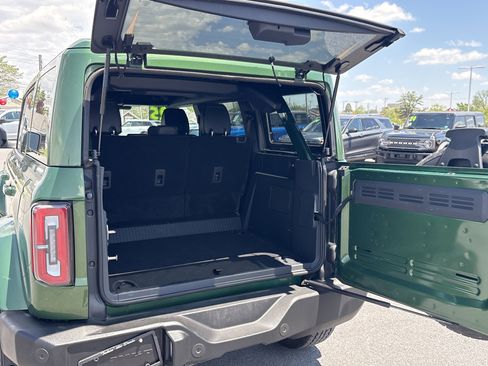 Used 2025 Ford Bronco Outer Banks AWD/4WD image 9