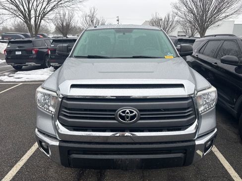 Used 2015 Toyota Tundra SR5 image 4