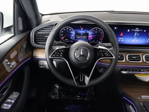 Used 2026 Mercedes-Benz GLE 350 4MATIC image 3