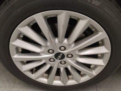 Used 2019 Lincoln MKC Premiere FWD image 31