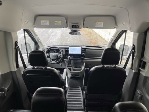 Used 2023 Ford Transit 350 XLT image 20