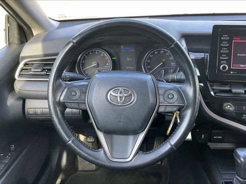 Used 2021 Toyota Camry SE image 10