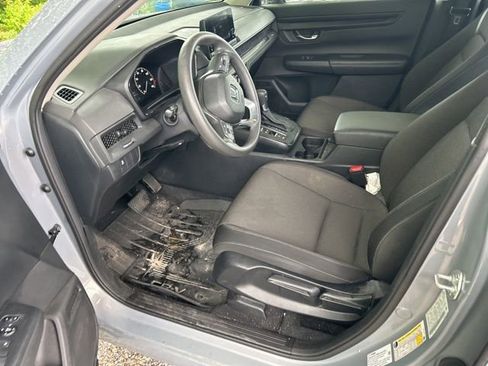 Used 2023 Honda CR-V LX image 6