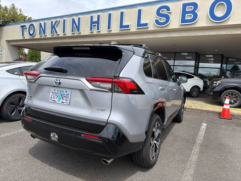 Used 2021 Toyota RAV4 XSE w/ Premium Package AWD/4WD image 5