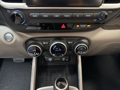 New 2026 Hyundai Venue SEL image 20