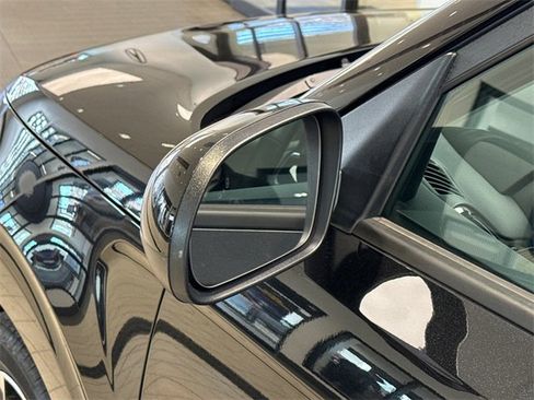 Used 2023 Kia Soul EX image 9