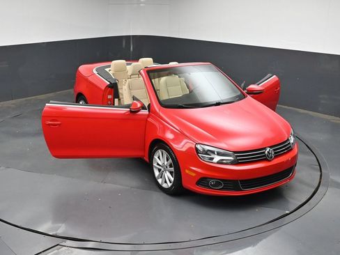 Used 2015 Volkswagen Eos Komfort FWD image 42