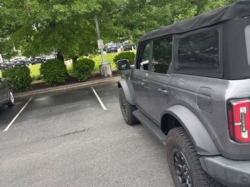 Used 2022 Ford Bronco Wildtrak AWD/4WD image 6