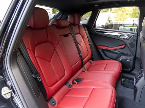 New 2025 Porsche Macan image 49