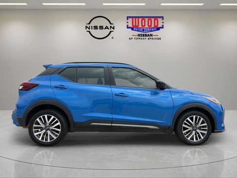 Certified 2024 Nissan Kicks SR FWD image 4