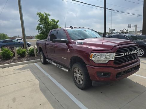 Used 2020 RAM 2500 Big Horn w/ Level 1 Equipment Group AWD/4WD image 3