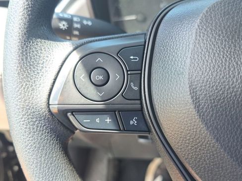 Used 2024 Toyota Corolla Cross L FWD image 18