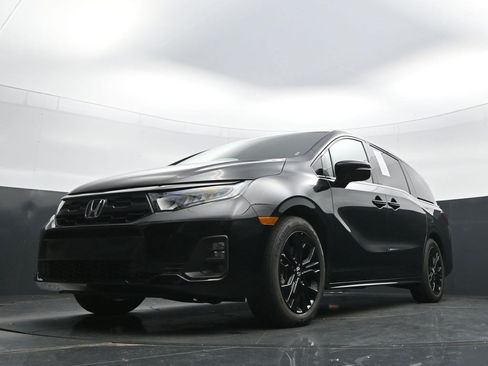 Used 2025 Honda Odyssey Sport-L image 23
