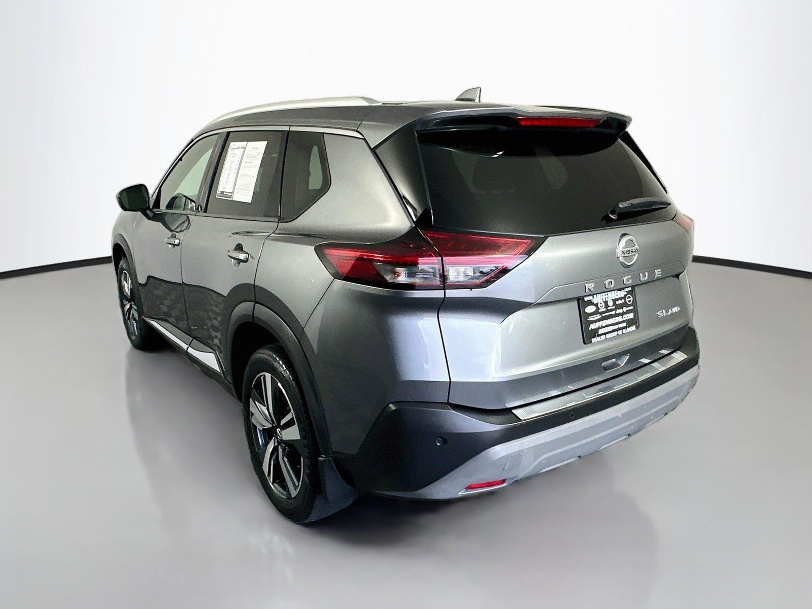 Used 2021 Nissan Rogue SL AWD/4WD image 5