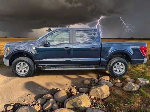 Certified 2023 Ford F150 XLT AWD/4WD image 3