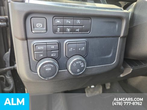 Used 2025 Chevrolet Tahoe LT AWD/4WD image 10