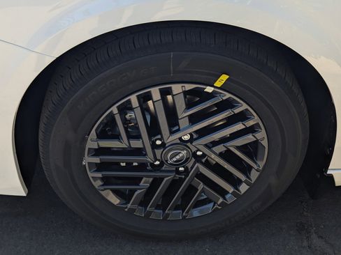 New 2026 Nissan Sentra SV w/ Floor Mat Package FWD image 7