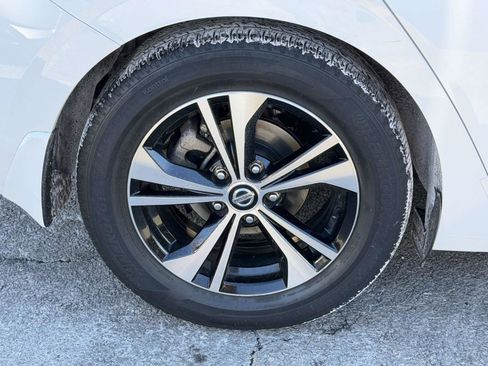 Used 2020 Nissan Sentra SV image 8