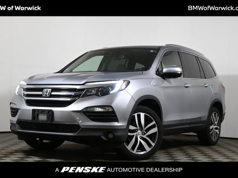 Used 2016 Honda Pilot Touring image 1