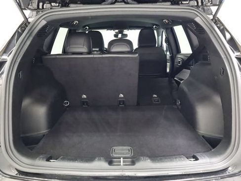 Used 2025 Jeep Compass Latitude AWD/4WD image 31