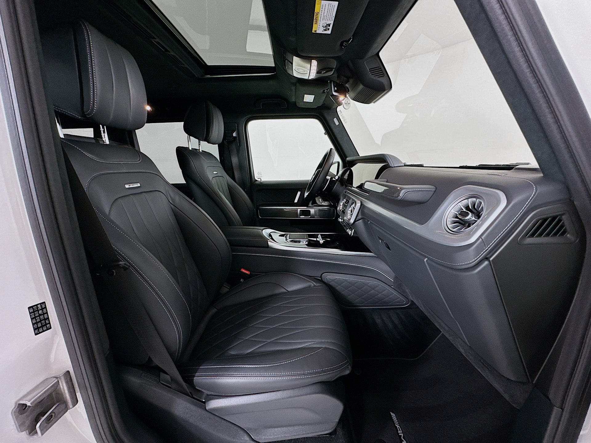 Certified 2025 Mercedes-Benz G 63 AMG 4MATIC image 31