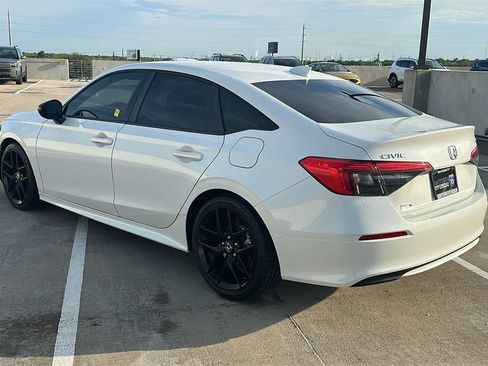 Used 2024 Honda Civic Sport image 10