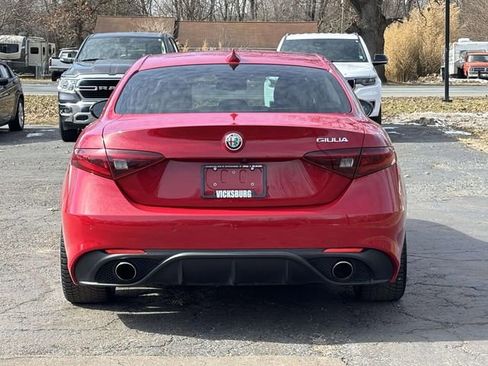 Used 2017 Alfa Romeo Giulia Ti w/ TI 19" Sport Package image 30