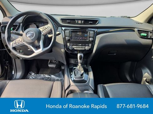 Used 2022 Nissan Rogue Sport SL w/ Premium Package AWD/4WD image 12