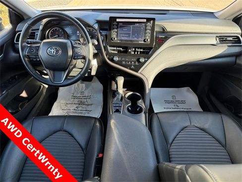 Used 2024 Toyota Camry SE image 13