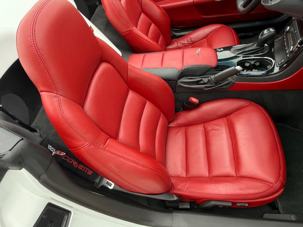 Used 2009 Chevrolet Corvette Convertible w/ Preferred Equipment Group RWD image 21