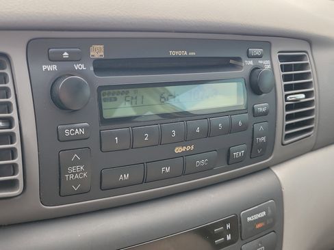 Used 2006 Toyota Corolla CE image 28