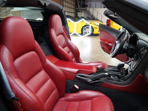 Used 2008 Chevrolet Corvette Coupe w/ Preferred Equipment Group RWD image 50