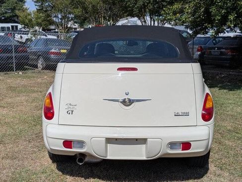 Used 2005 Chrysler PT Cruiser GT FWD image 4