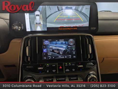 Used 2025 Lexus LX 600 4WD w/ Appearance Package image 27