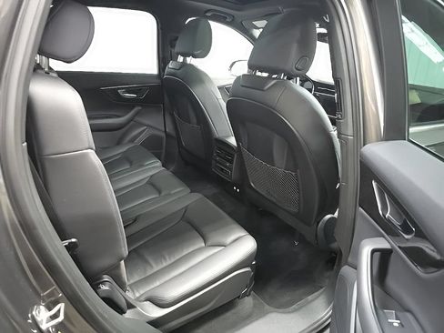 Used 2021 Audi Q7 2.0T Premium Plus AWD/4WD image 20