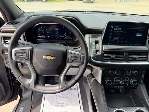 Used 2024 Chevrolet Tahoe LT w/ LT Signature Plus Package AWD/4WD image 17