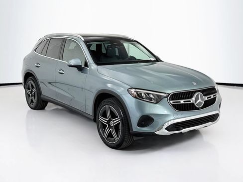 Certified 2026 Mercedes-Benz GLC 300 image 3