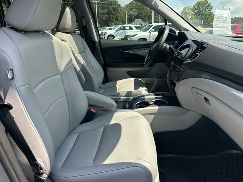 Used 2021 Honda Pilot Special Edition image 13